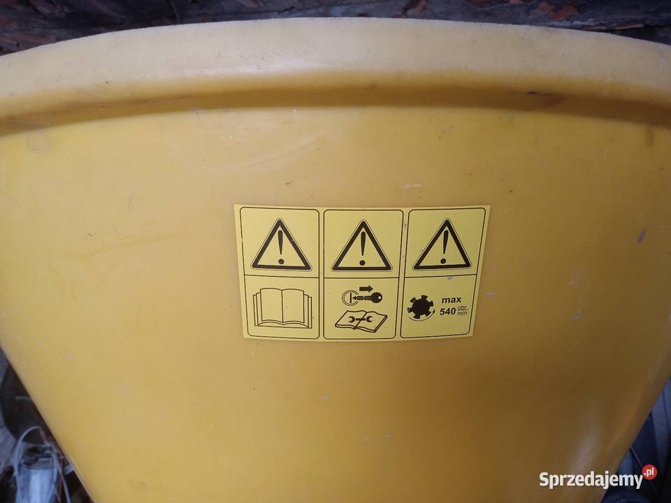 Rozsiewacz nawozu dwutalerzowy 500 l sprzedam