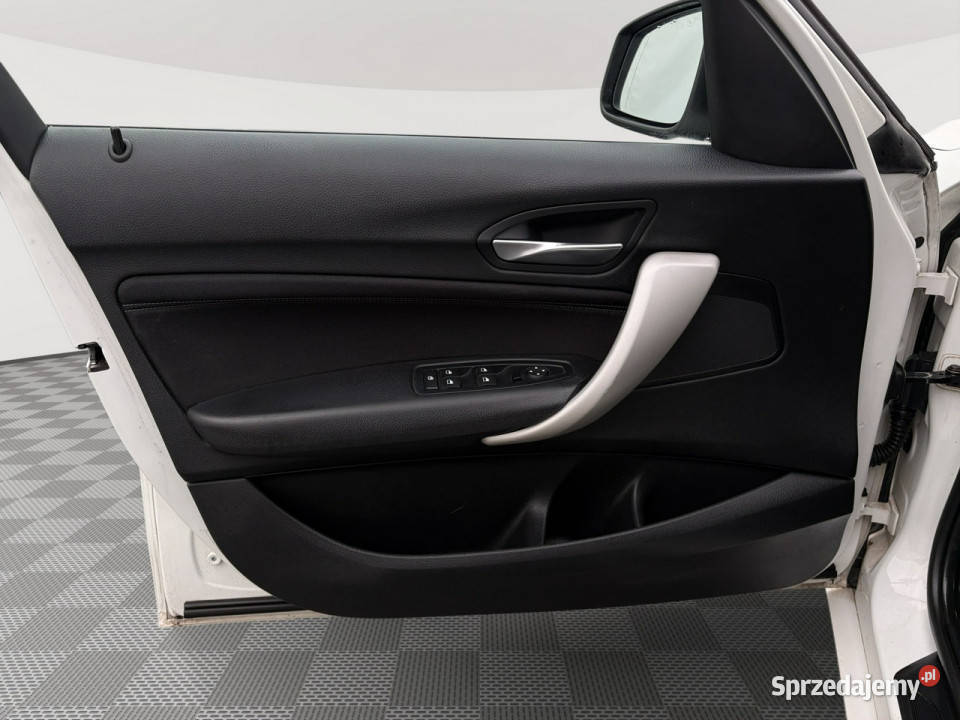 BMW 118 118i 136 Czcof 2 stref klima Podgrzf biały Gdańsk sprzedam
