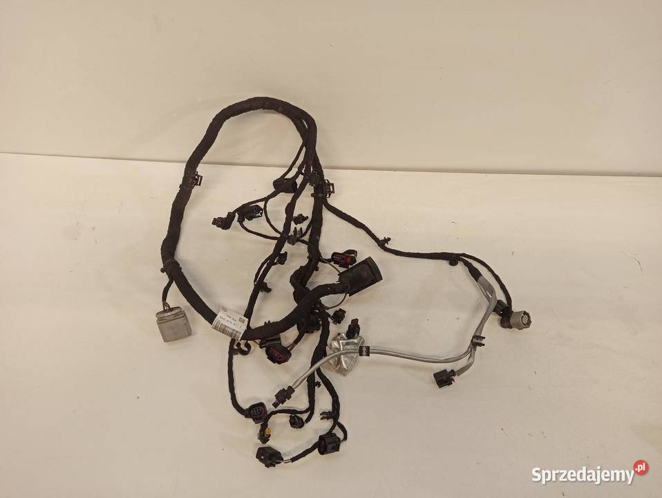 SEAT ARONA WIĄZKA SILNIKA 10 04C972627P