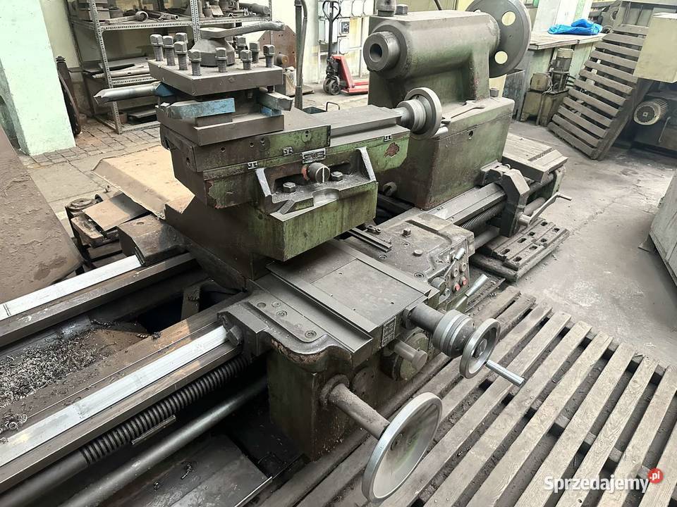 Tokarka uniwersalna PORĘBA TR 135 x 2000 sprzedam