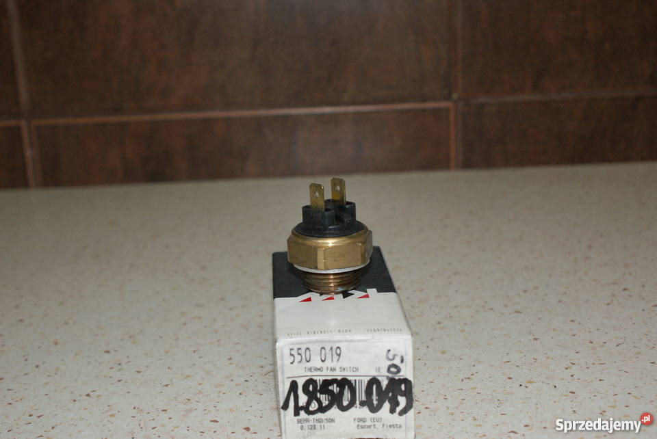 Termowyłącznik wentylatora chłodnicy FORD ESCORT układ elektryczny silnika Białobrzegi