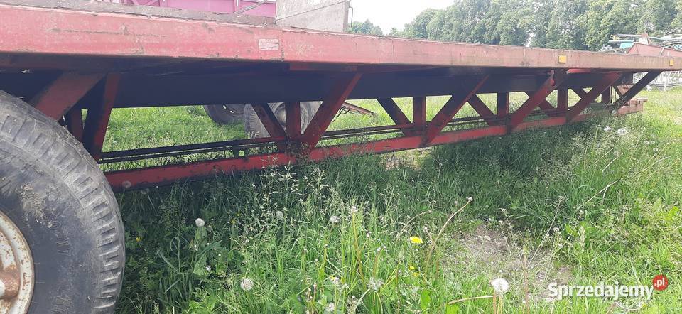 Przyczepa platforma do balotow nieuszkodzony Przyczepy rolnicze