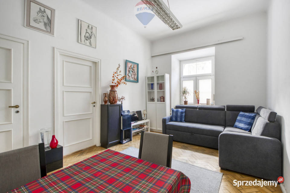 Mieszkanie w kamienicy z 1830 r sprzedam