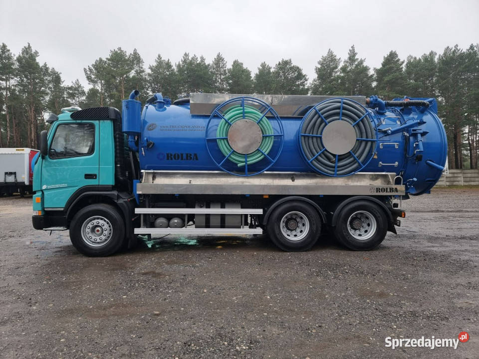 Volvo WUKO ROLBA DO CZYSZCZENIA KANAŁÓW KOMBI Samochody ciężarowe Daleszyce sprzedam