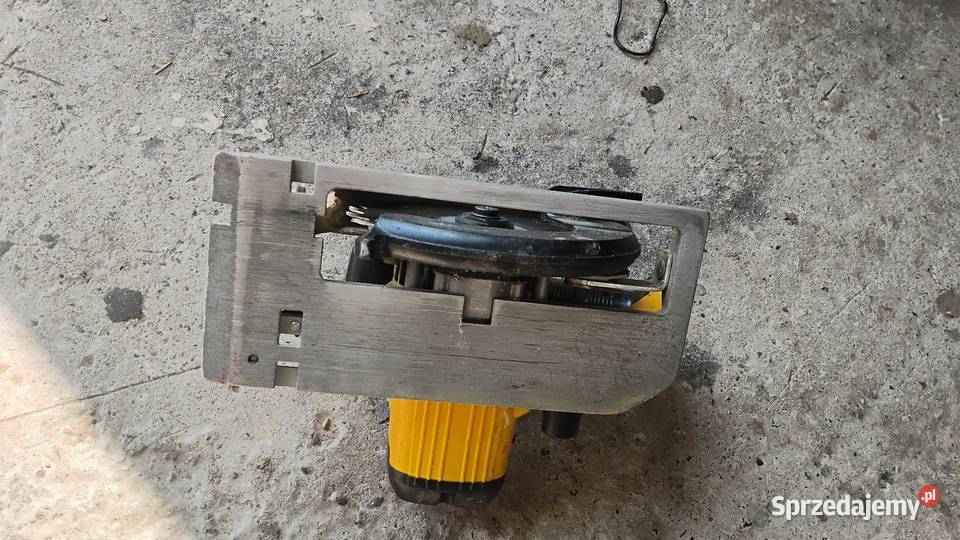 posiadam na sprzedaż pilarkę DeWalt Piły tarczowe