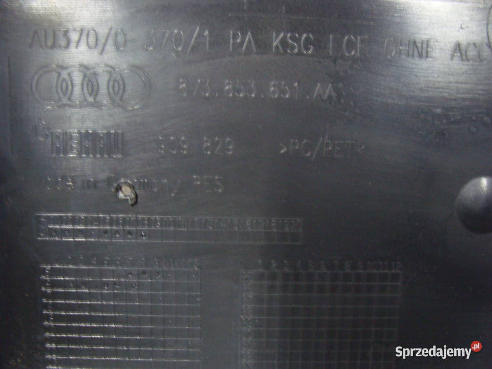 AUDI A3 LIFT GRILL ATRAPA CHŁODNICY 8V3853651AA Karoseria Goleniów