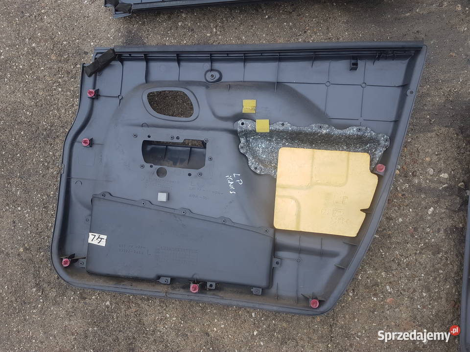 Suzuki Ignis FH 0003 komplet boczki tapicerki Legnica