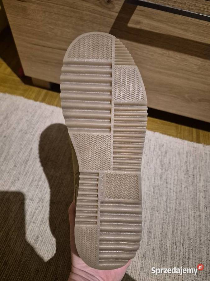 Botki sportowe z wewnętrznymi koturnami opolskie Opole