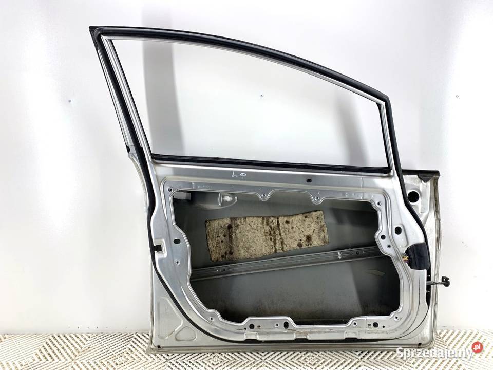 DRZWI LEWY PRZÓD FORD FIESTA MK7 Hatchback podkarpackie sprzedam