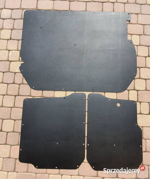 Zabudowa drzwi Iveco Daily TAPICERKA BOCZKI