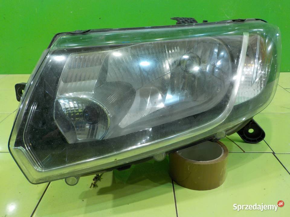 DACIA SANDERO II 14r 5D lampa lewa przod osobowe sprzedam