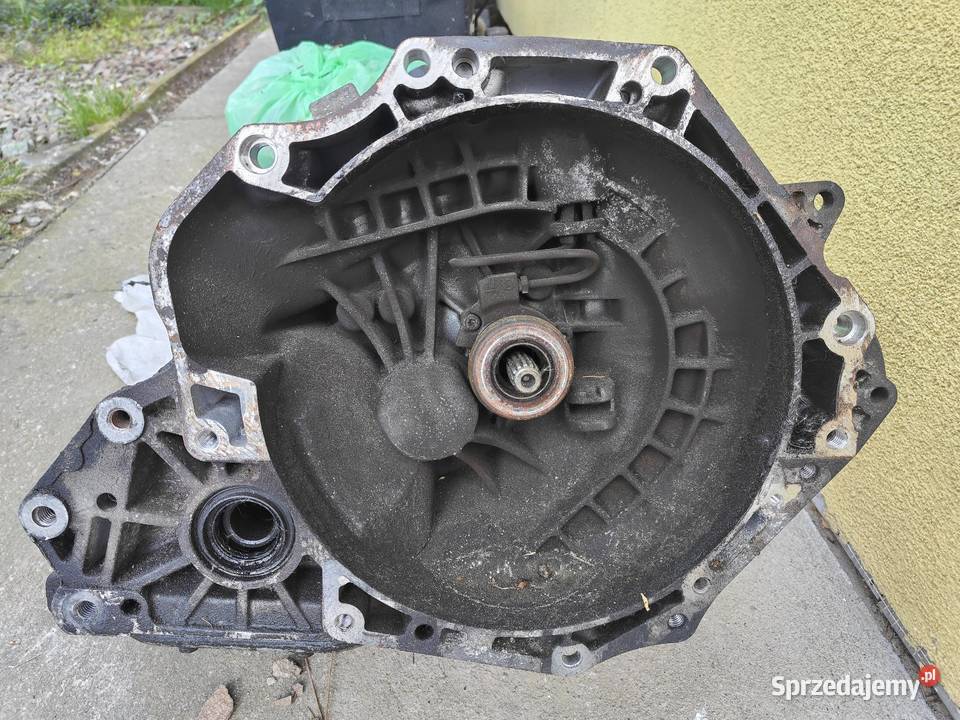 Sprzedam skrzynie ZafiraAstra F17 sprzedam