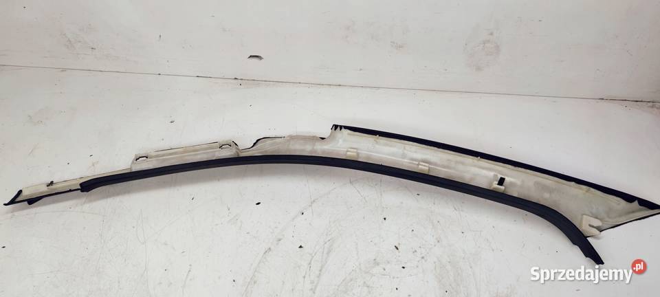 OSŁONA SŁUPKA A PRAWA AUDI A4 B7 8E0867234 S Przystajń