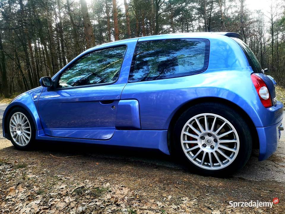 Renault Clio Williams Sport 30i V6 przedlift 225KM Clio