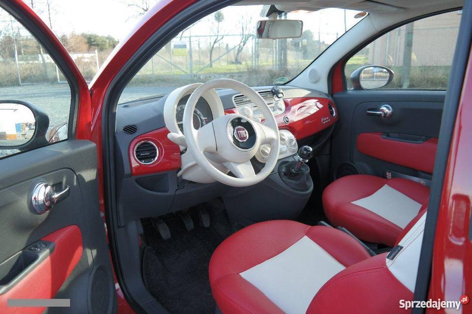 Nieuszkodzony Fiat 500 czerwony 500 Żory