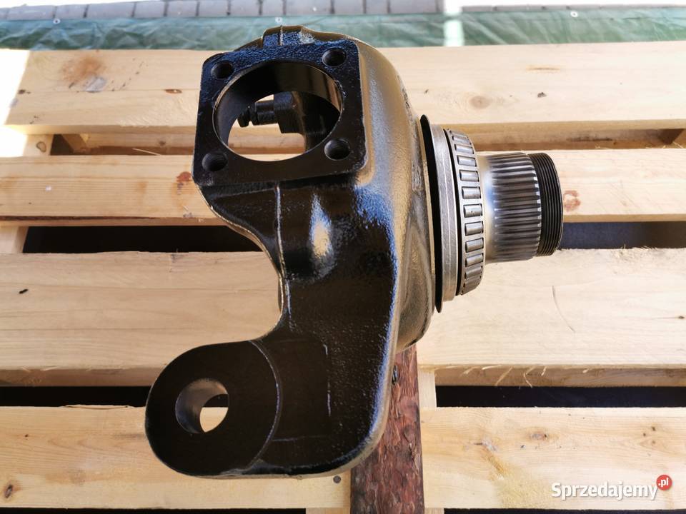 Zwrotnica prawy przód Cat TH 360B Carraro wielkopolskie