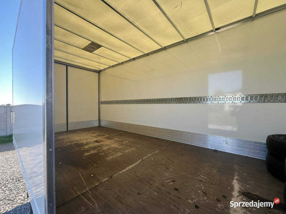 Iveco Daily 72C18 Kontener 10palet Ładowność4000 ESP