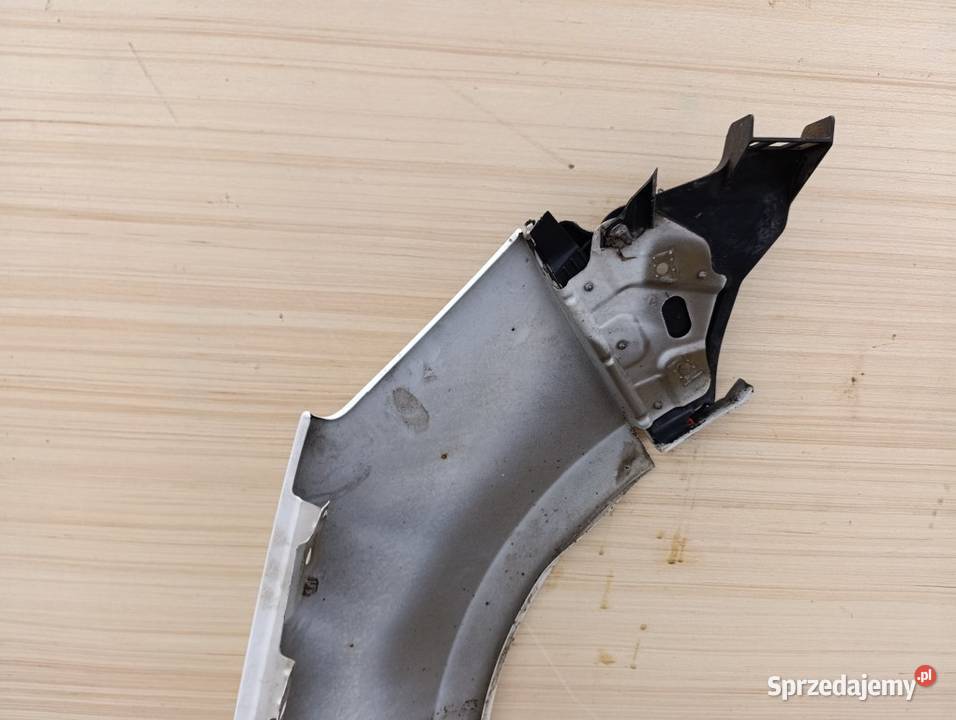 OPEL ASTRA J BŁOTNIK PRZÓD LEWY Y40R Zbierkowo