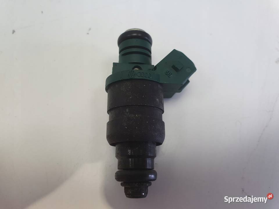 Audi A3 8L 16 8V WTRYSKIWACZ wtrysk 037906031AA osobowe Janów