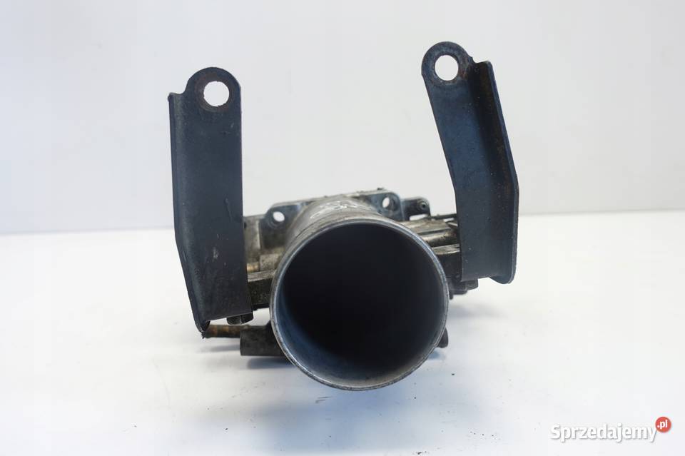 Toyota Supra III 30 i PRZEPUSTNICA POWIETRZA osobowe Janów