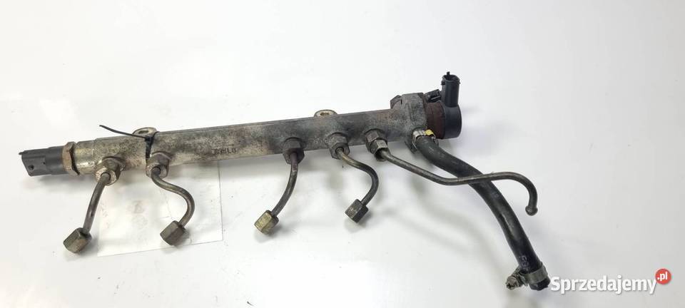 LISTWA WTRYSKOWA OPEL CORSA C 46817523 Lipno sprzedam