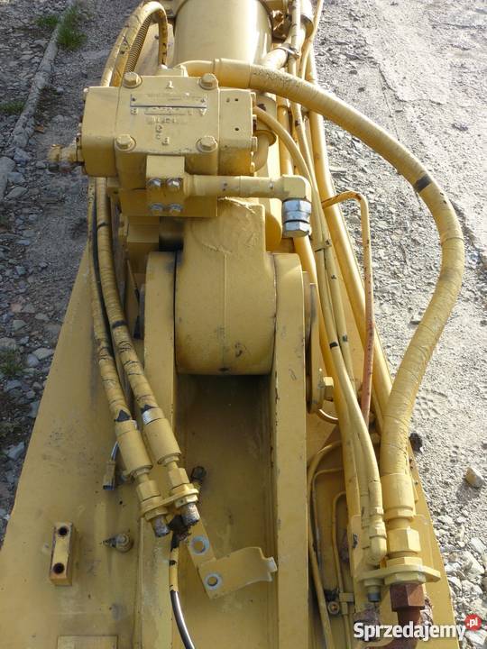 Ramię do koparki Caterpillar CAT 320 323 325 z