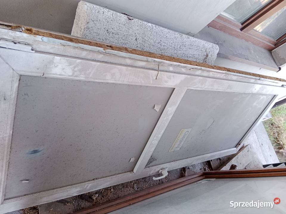 Okno balkonowe drewno podobne sprzedam