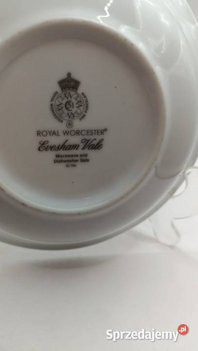 Talerze Royal Worcester owocowa seria lubelskie Zamość