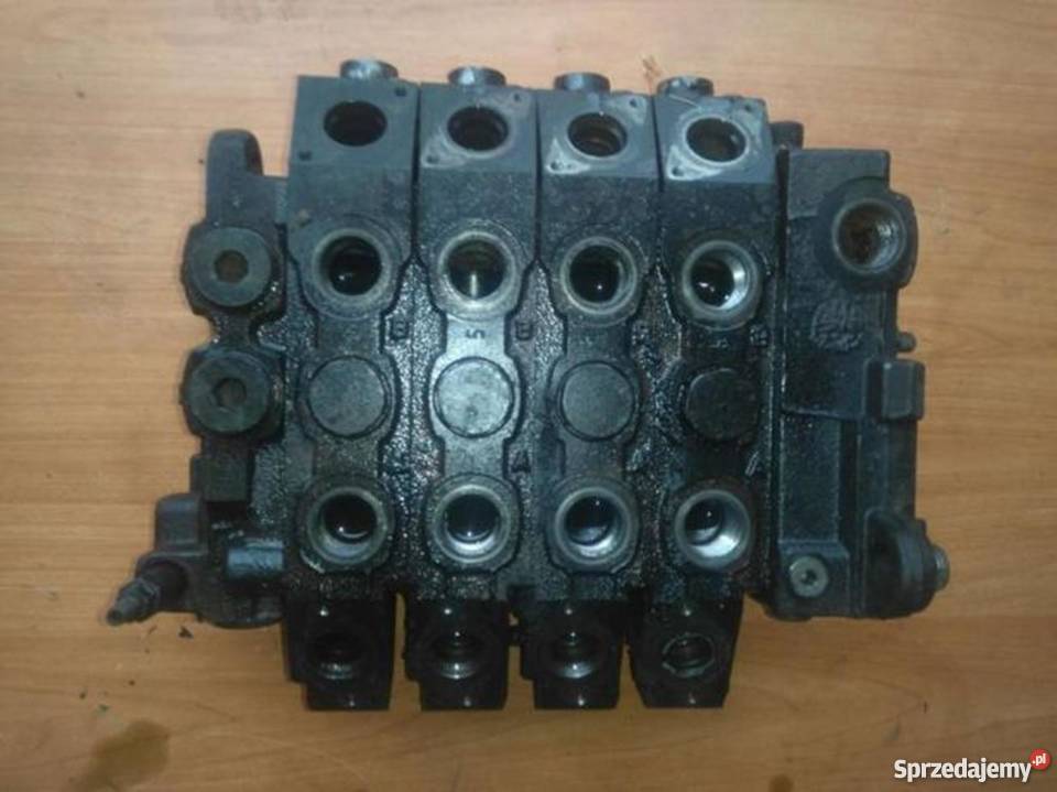 Rozdzielacz hydrauliczny Deutz Agrovector 266 nieuszkodzony Siemiatycze