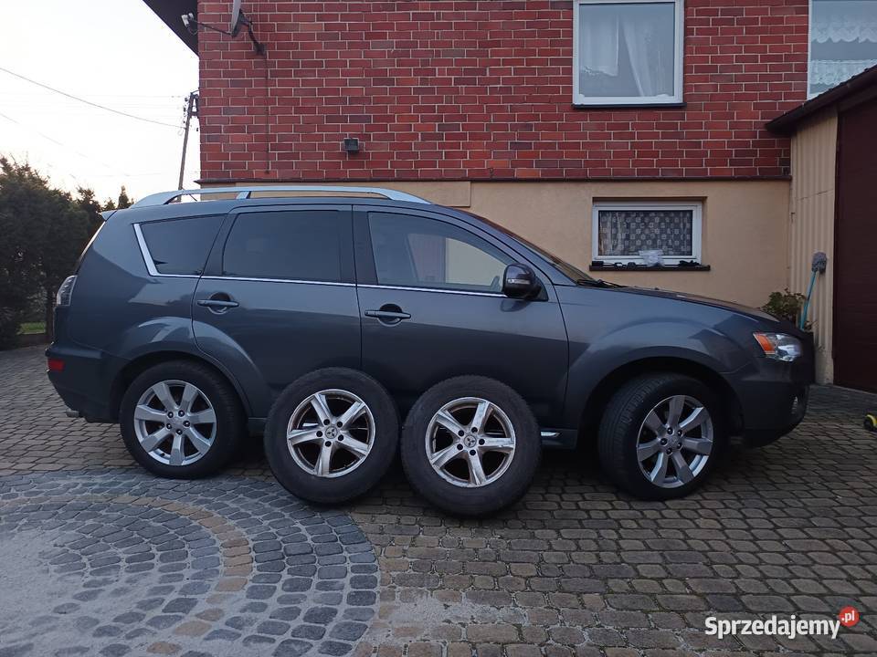 Outlander 4x4 diesel 7 osobowy Wodzisław Śląski