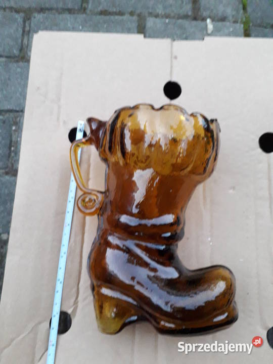 Szklany but wazon kufel prl