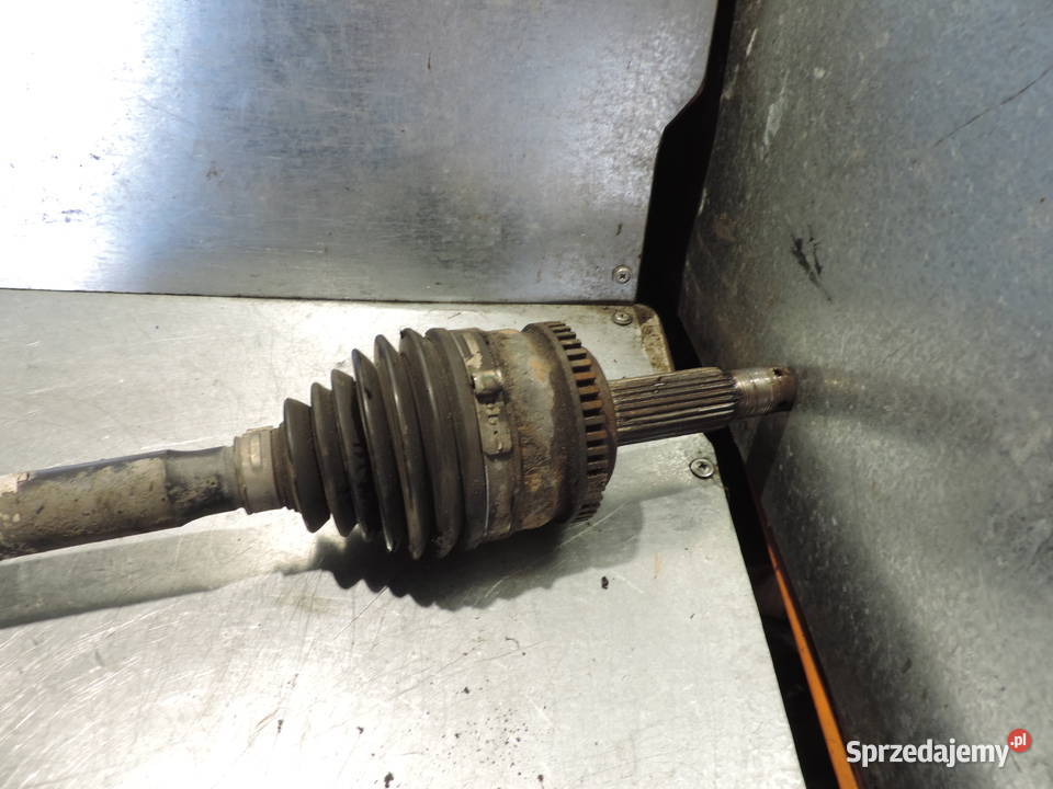 KIA CEED I FL 14 B PÓŁOŚ PRAWY PRZÓD MANUAL osobowe