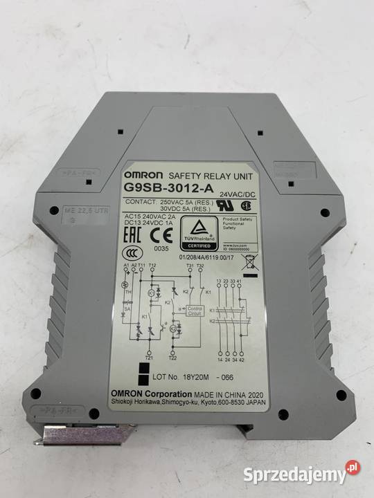 Omron G9SB3012A Przekaźnik bezpieczeństwa