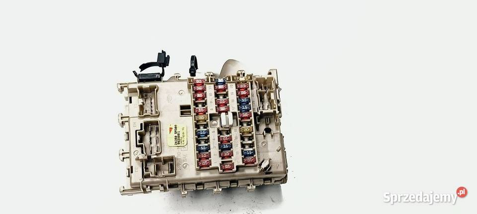 SKRZYNKA BEZPIECZNIKÓW NISSAN ALMERA 243505M300 Lipno