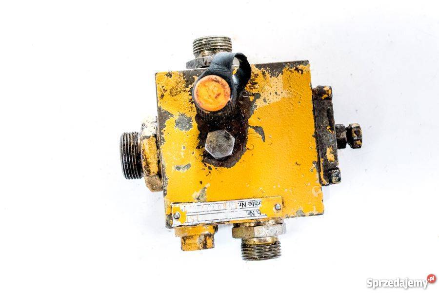 Kostka zawór rozdzielacz hydrauliczny R226 Kielce
