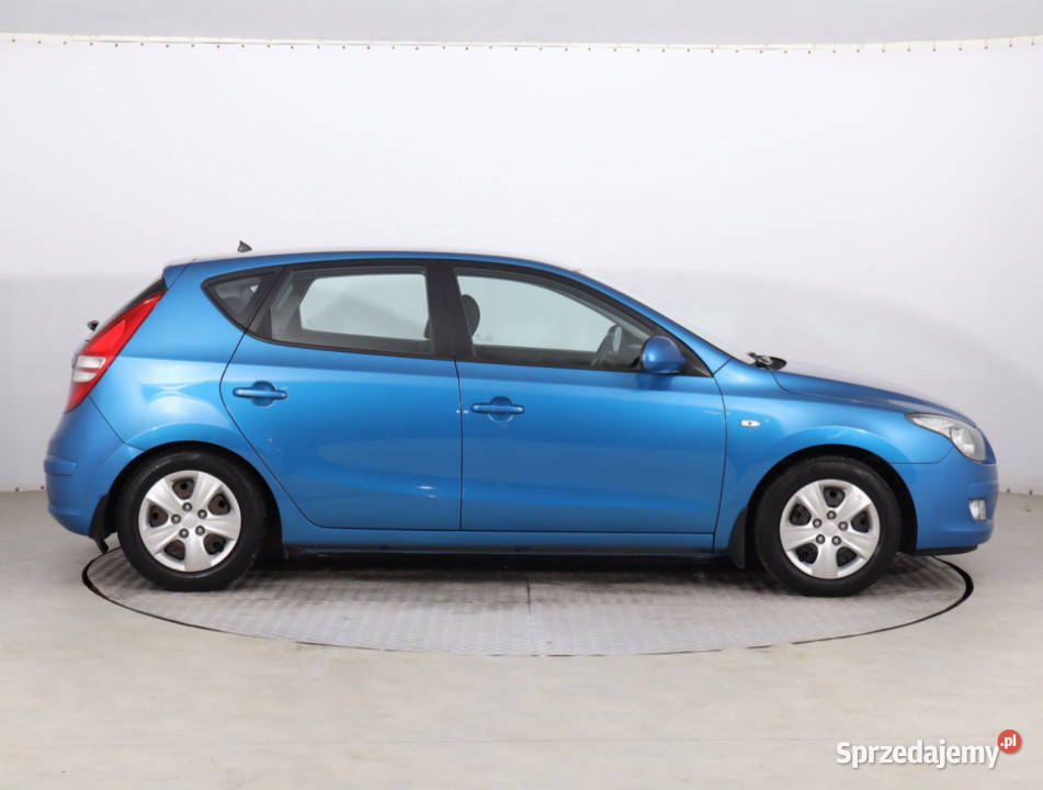 Hyundai i30 14 CVVT 4/5 Piaseczno sprzedam