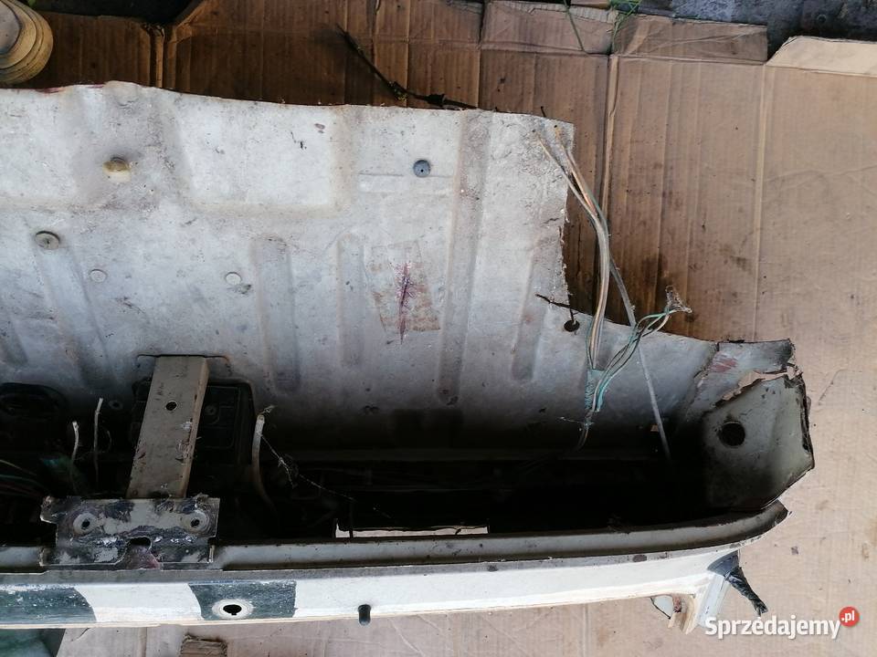 Przód kokpit konsola panel licznik kapliczka osobowe Karoseria Strzelce Opolskie sprzedam