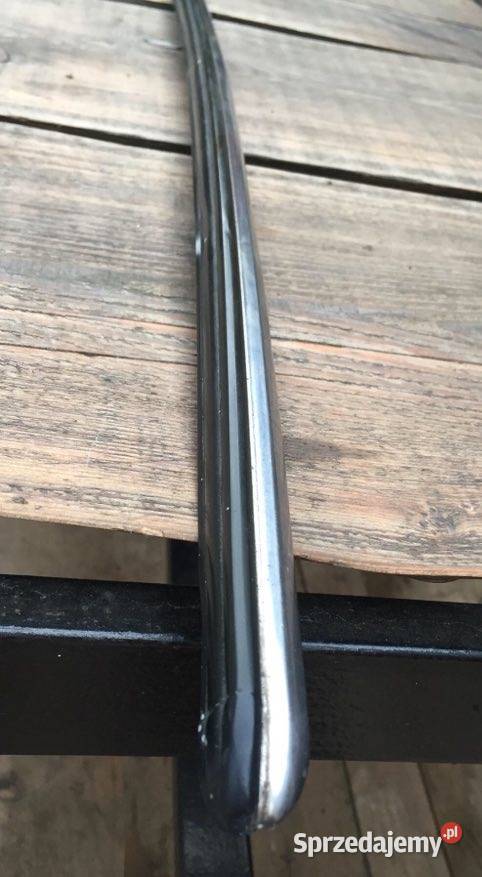 MercedesBenz W115 1973 Listwa błotnika prawy dolnośląskie Łagiewniki sprzedam