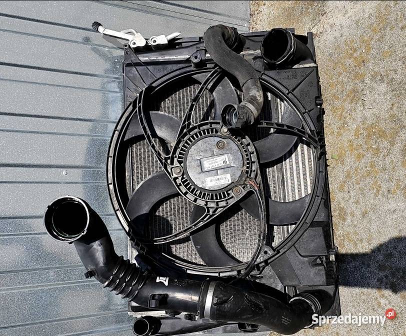Chlodnica bmw e 90 caly zestaw sprawne osobowe Bydgoszcz