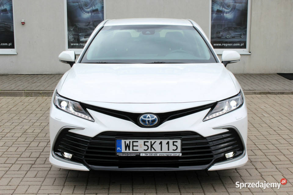 Toyota Camry Salon 25Hybrid CVT Comfort 218 FV23 Zarejestrowany w Polsce Samochody osobowe