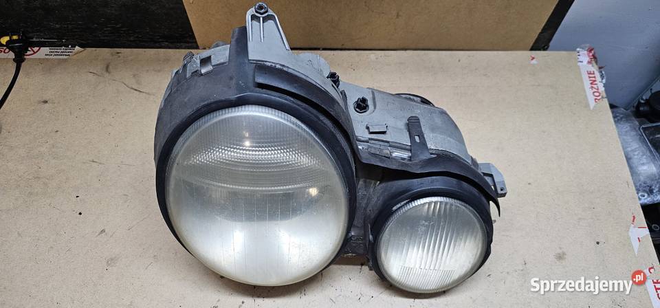 Lampa xenon prawy przód mercedes w210 lift hella Zbąszyń