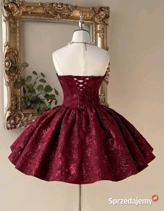 Sukienka bordowa żakardowa Długość Mini Olesno sprzedam