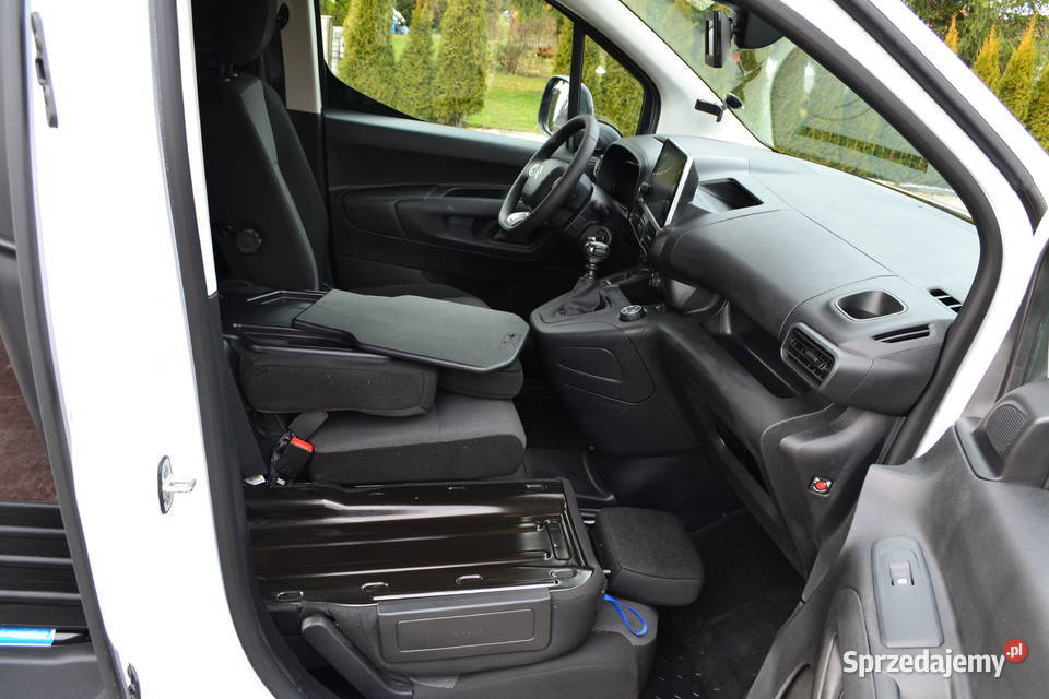 citroen berlingo niski przebieg 8600 Citroën Dębica