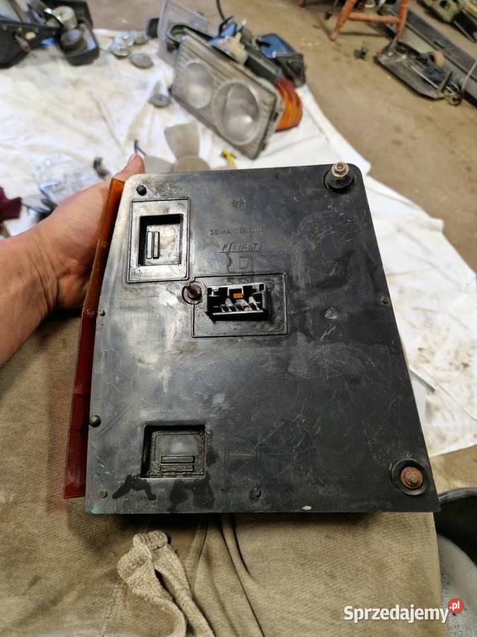 Fiat Uno lampa tylna Lampy tylne Legnica sprzedam