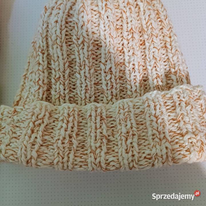 Szalik z czapka wykonany własnoręcznie na