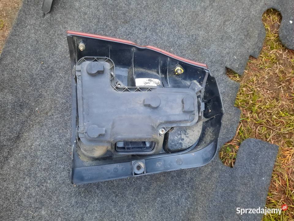 Lampa prawy tył Volkswagen Lupo Seat Arosa