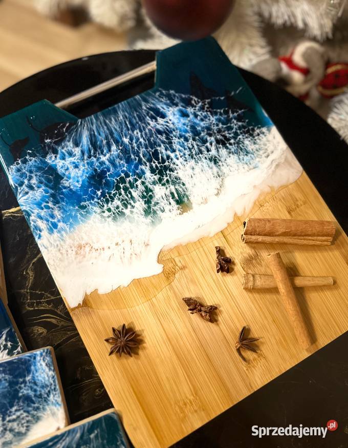 deska do serwowania przekąsek zdobiona żywicą Wrocław