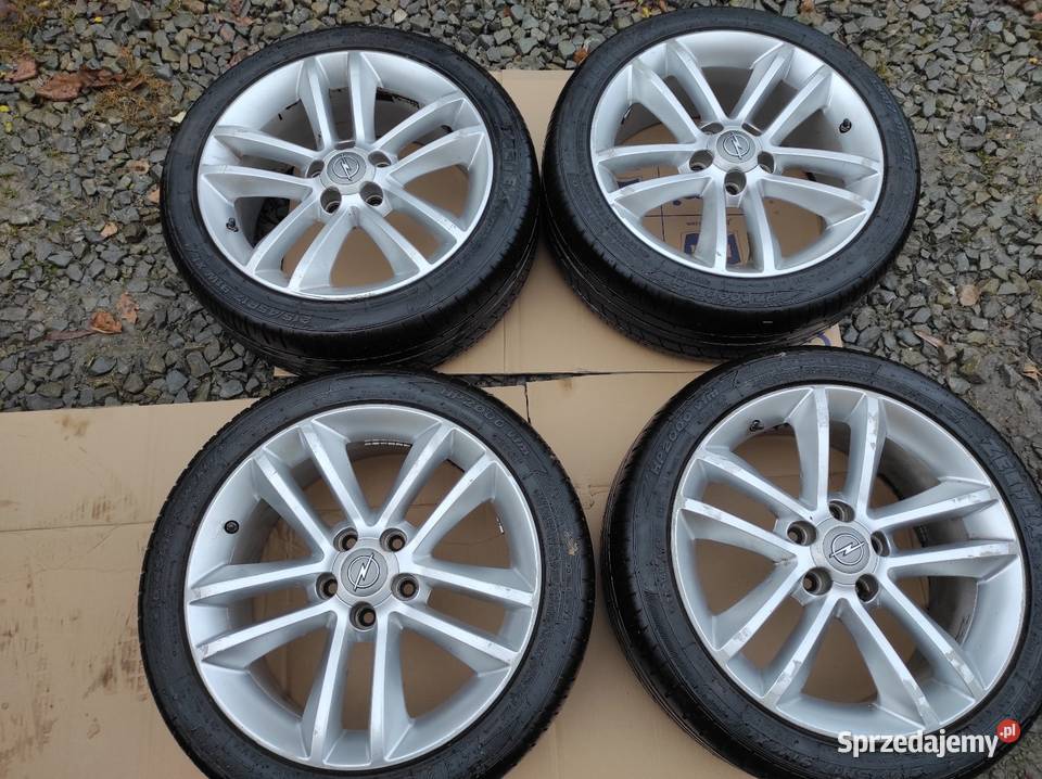 Felgi Opel 17 5x110 7Jx17 ET44 Kompletopony podkarpackie Ustrzyki Dolne