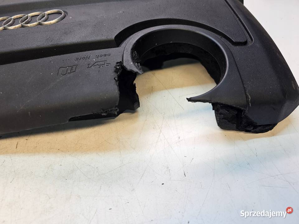 OSŁONA POKRYWA SILNIKA AUDI A1 A3 VW 03L103925AE Przystajń