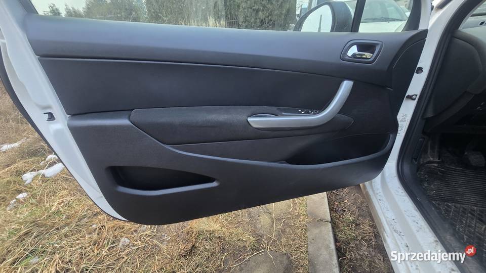 Peugeot 308 3 dzrwi 2009 wszystkie części Rok produkcji 2009 Sosnowiec sprzedam